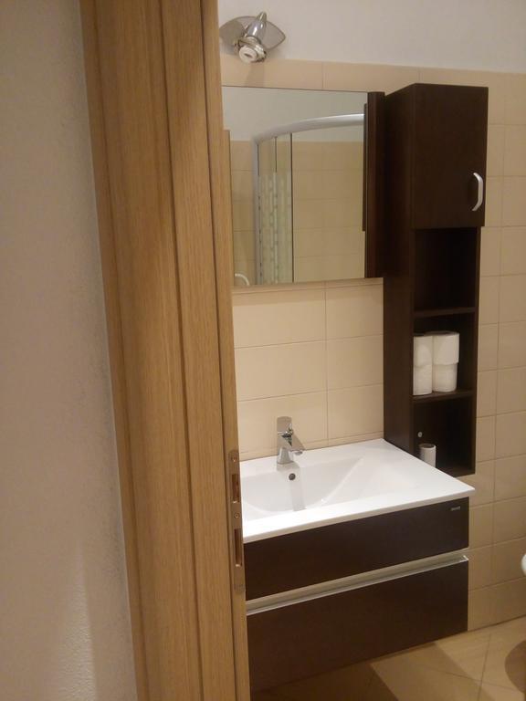 Adriatic Rose Apartment Turanj Esterno foto
